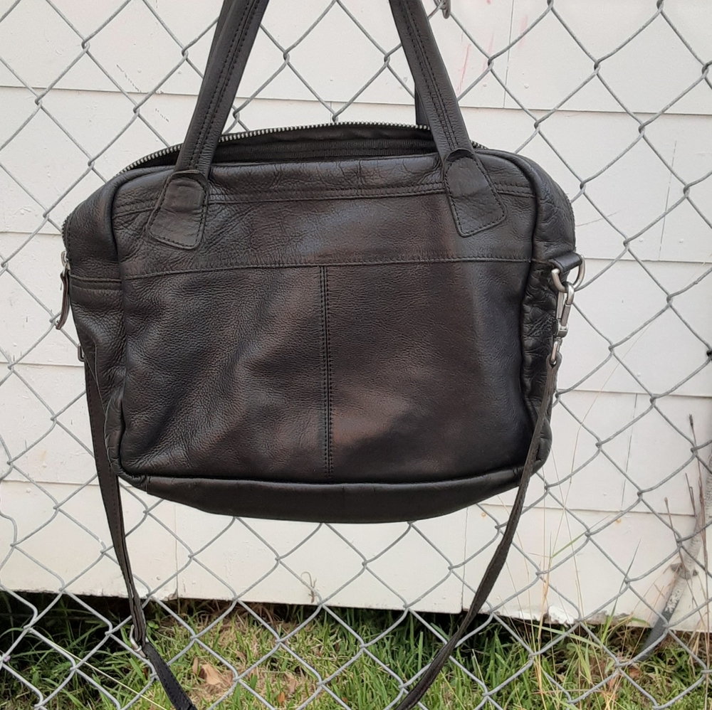 Nice soft buttery leather shoulder bag by Cowboy